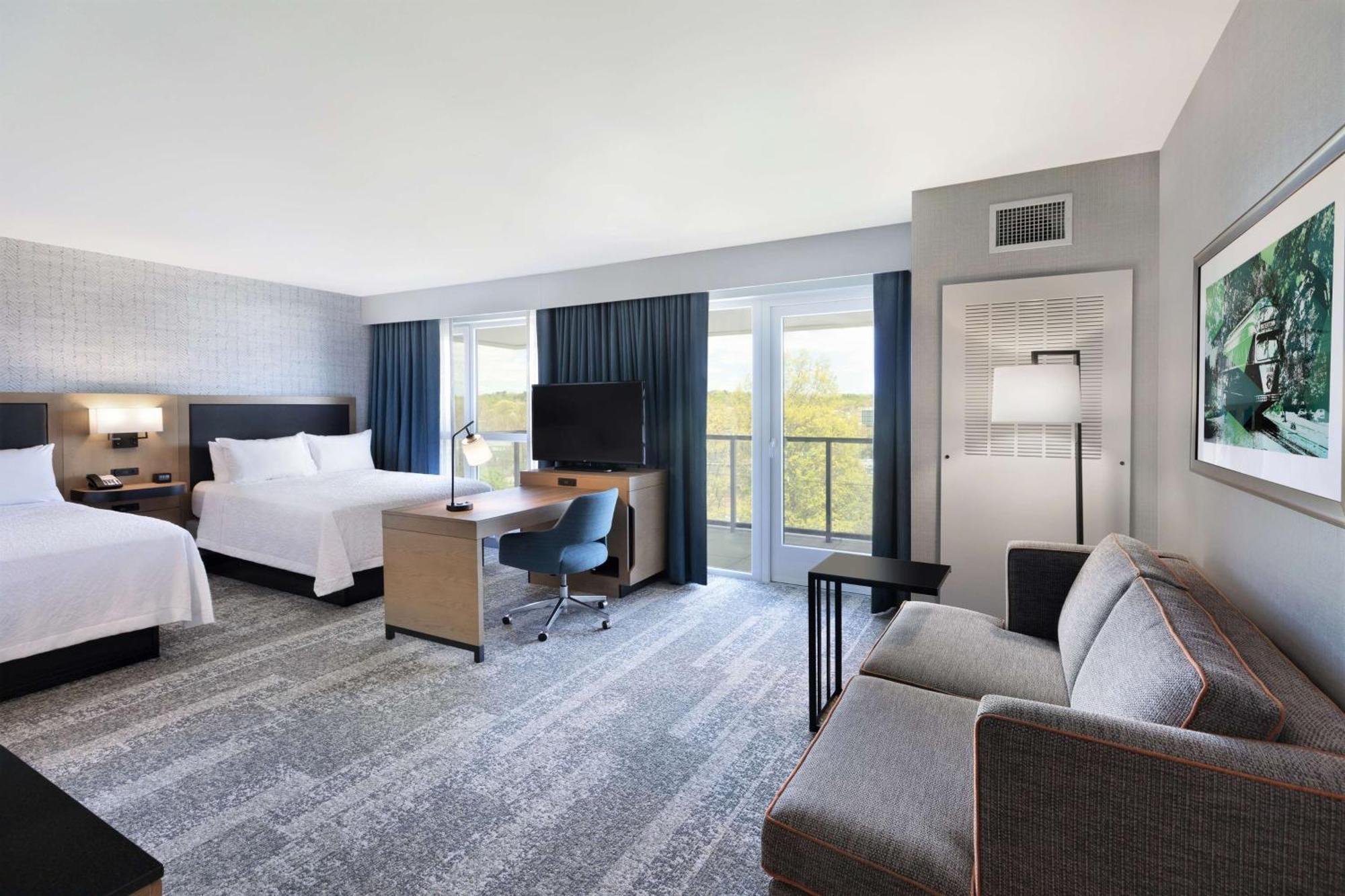 Hampton Inn & Suites Watertown Boston, Ma Екстериор снимка
